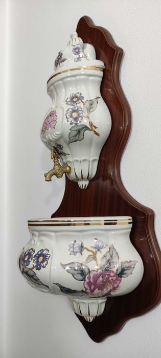 Fonte de água só de decoração