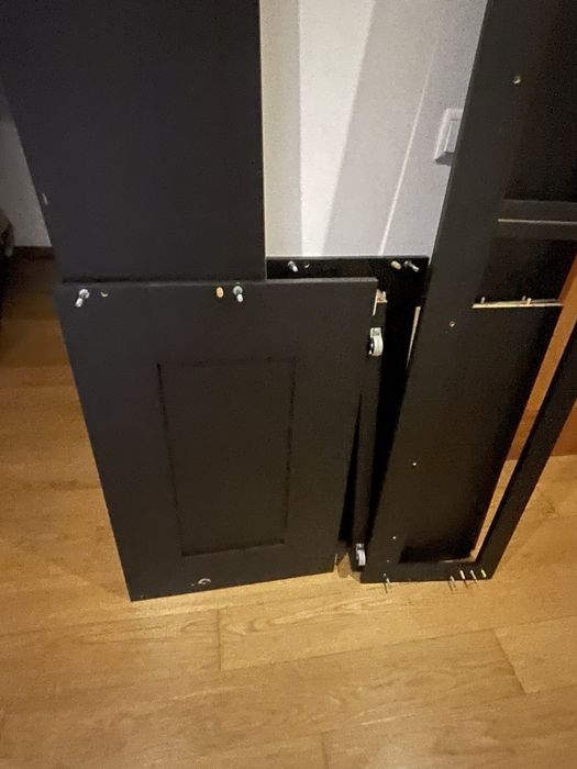 Cama Ikea cor preta com colchões