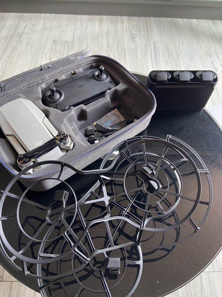 Dron dji mini mavic