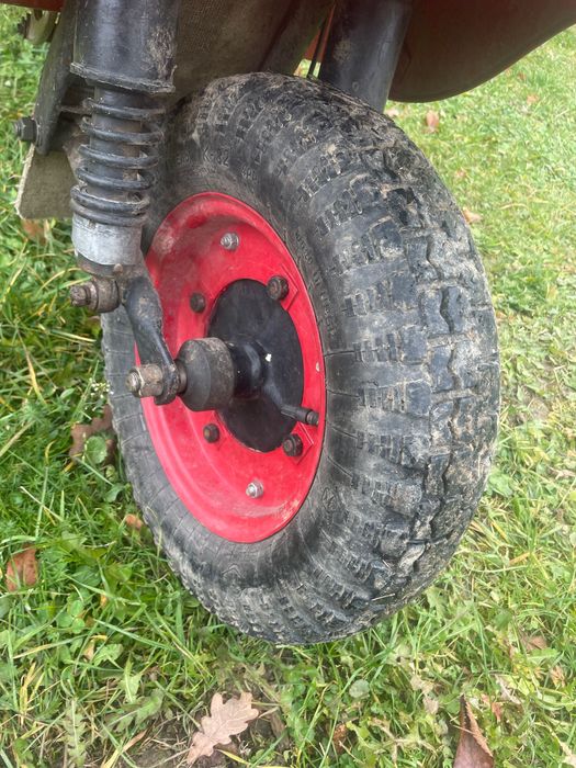 Грузовий Муравей туліца