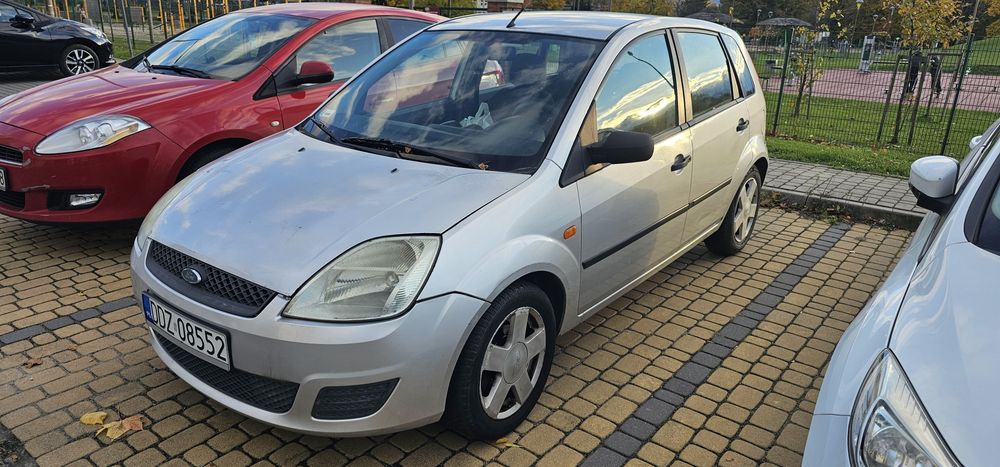 Ford FIESTA 1.4 / Alufelgi / 2002 rok / mk6 / 5 drzwi