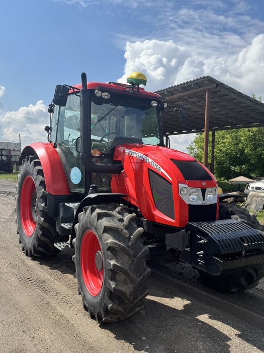 Трактор Zetor чистий Чех
