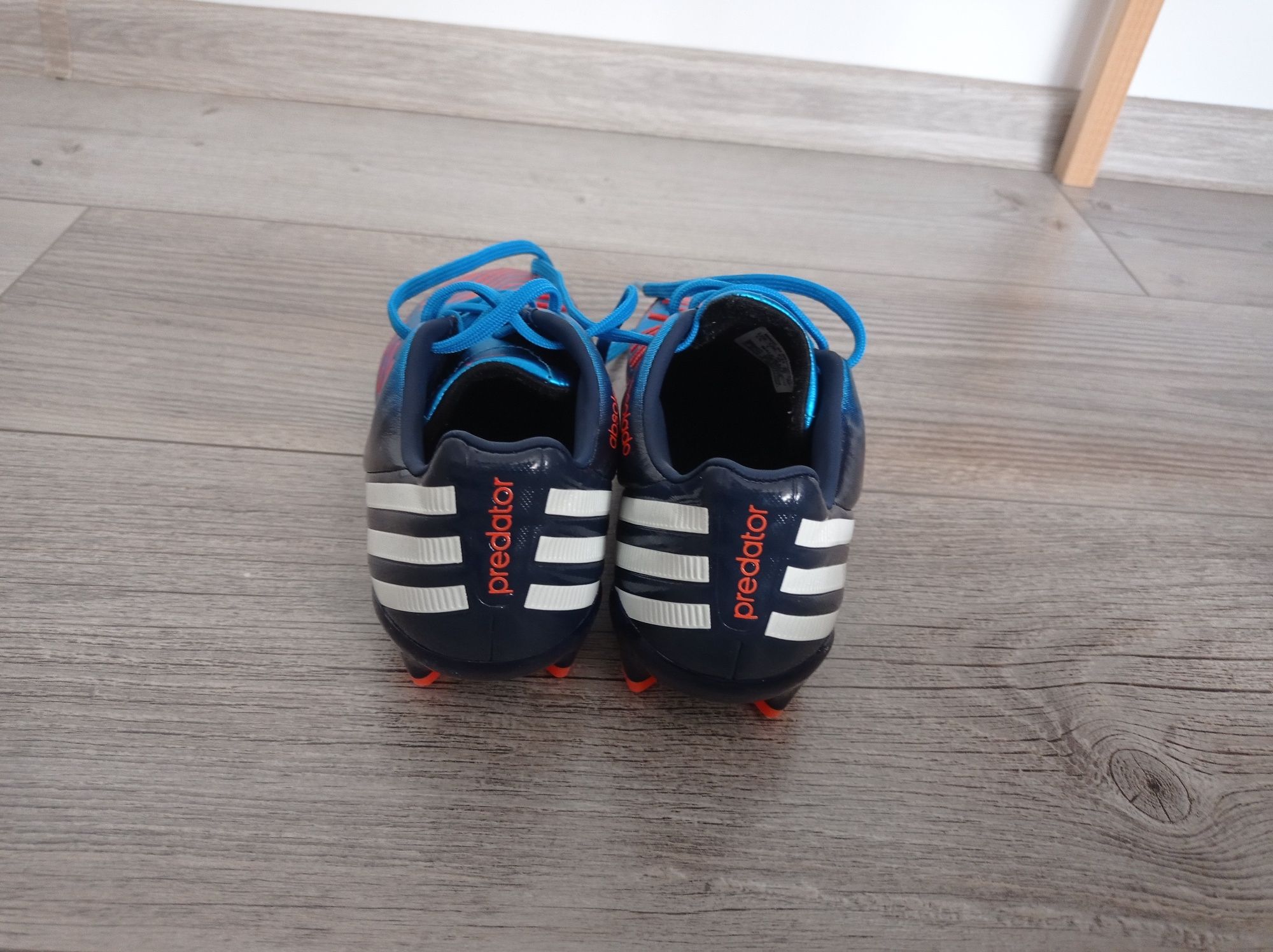 Korki adidas predator absolado roz.33