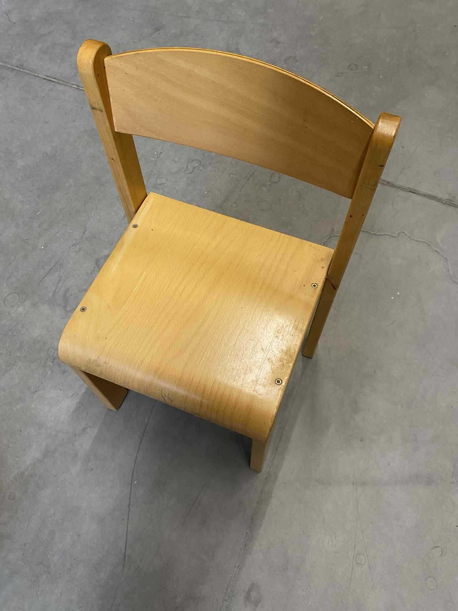 Krzesełko dziecięce drewniane lite drewno Bambino Topus duża ilość GDA