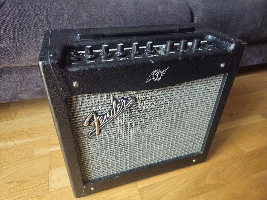 Wzmacniacz Fender Mustang 1 V2 + Fender Fuse