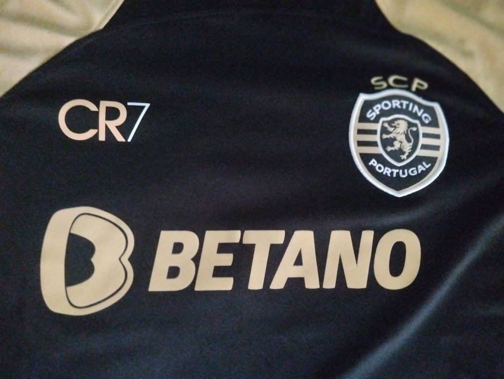 Camisola Sporting 23/24