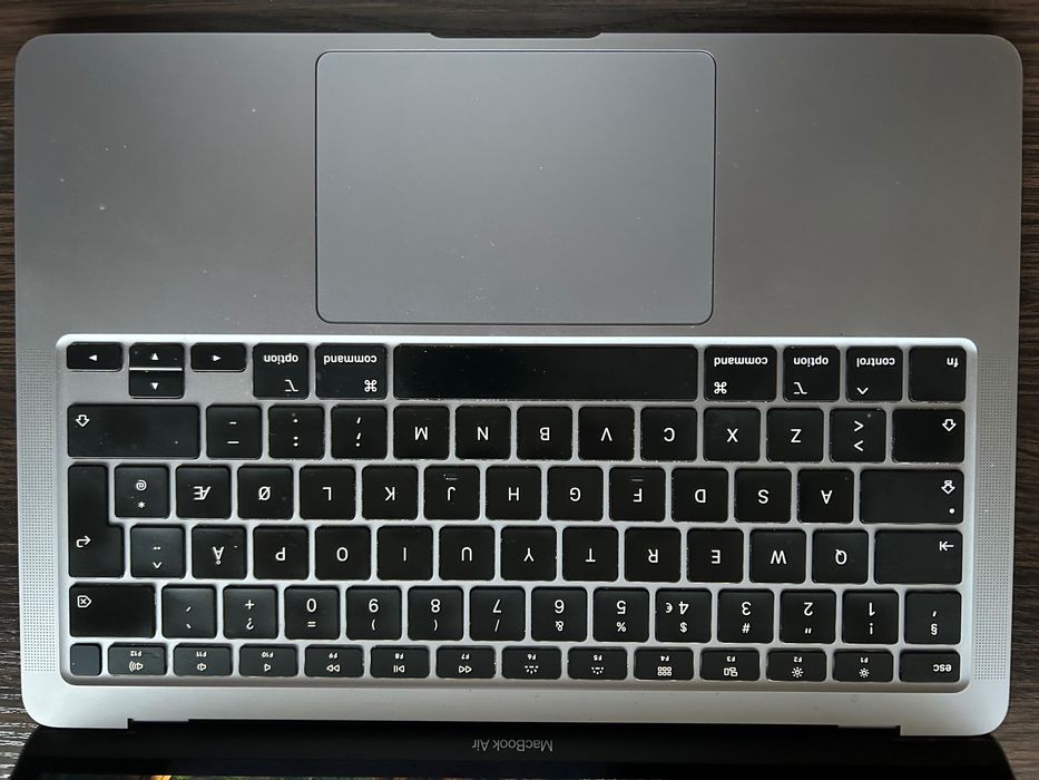 MacBook Air 2020 (A2179) • i3 • 8/256 • ІДЕАЛ • Європа ! Ціну знижено!
