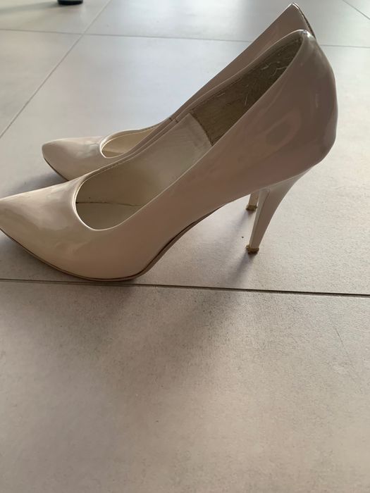 Buty damskie szpilki cieliste nude