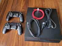 Konsola ps4+dwa pady+okablowanie+gra