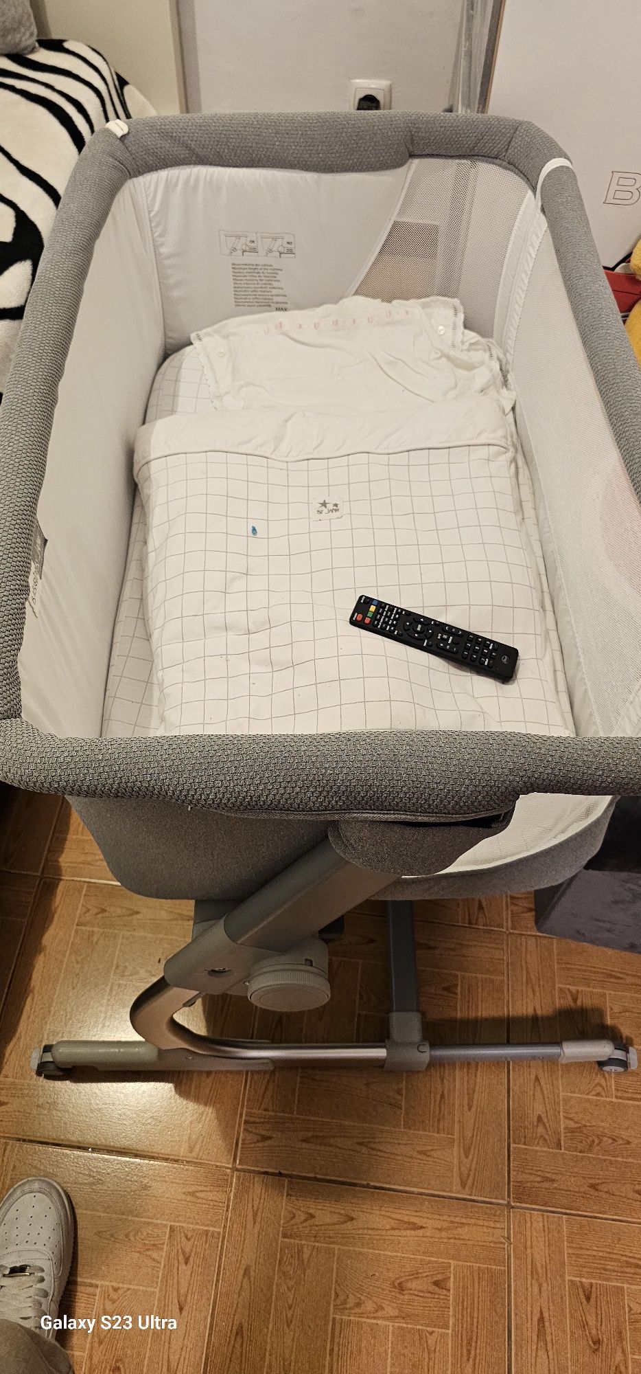Mamaroo4 e berço