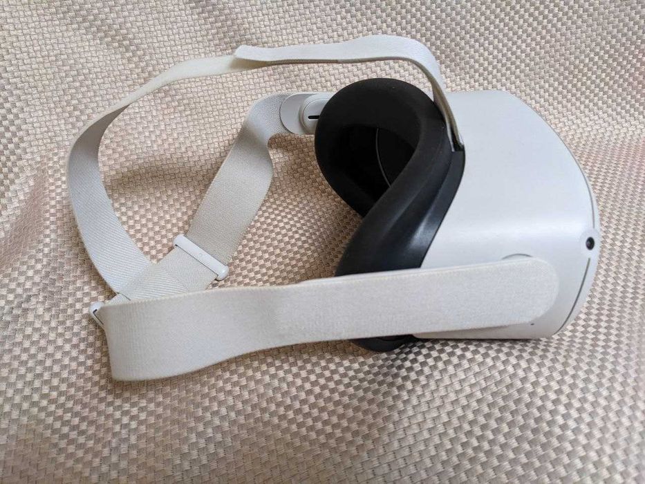 VR-гарнитура Meta Oculus Quest 2 128 Гб