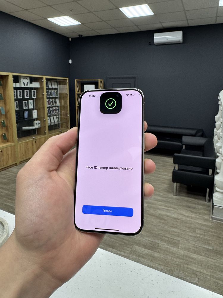 iPhone 15 Pro 256gb Natural Titanium Neverlock з Гарантією!