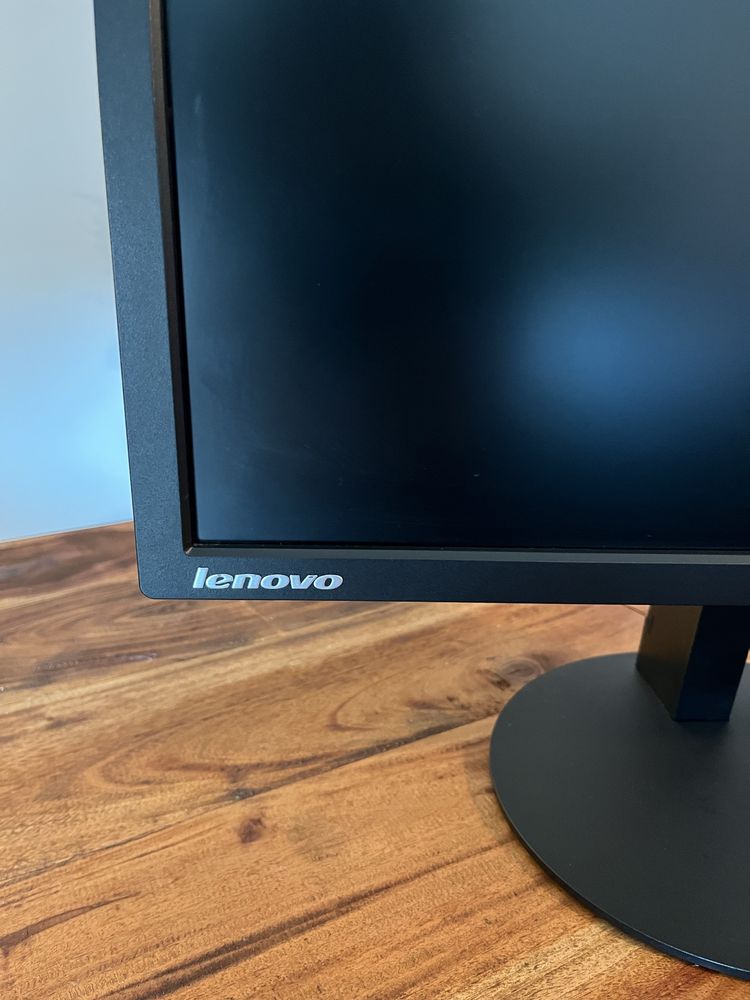Monitor Lenovo ThinkVision T2224pD - 21,5’’