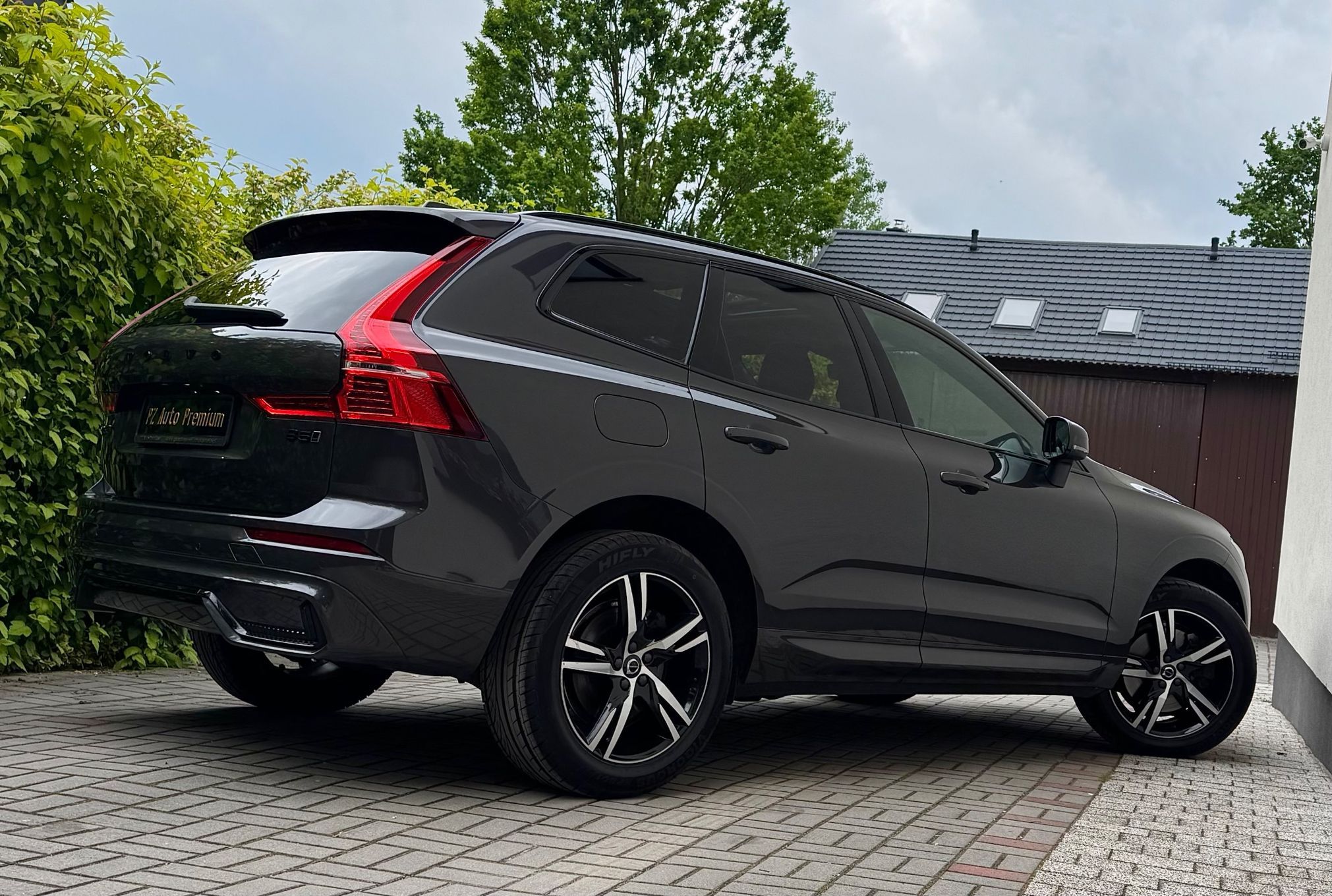Volvo XC 60 B5/235ps/Rdesign/4x4/BlackEdition/Kamera/PamięćFotela/KeyLess/Panorama
