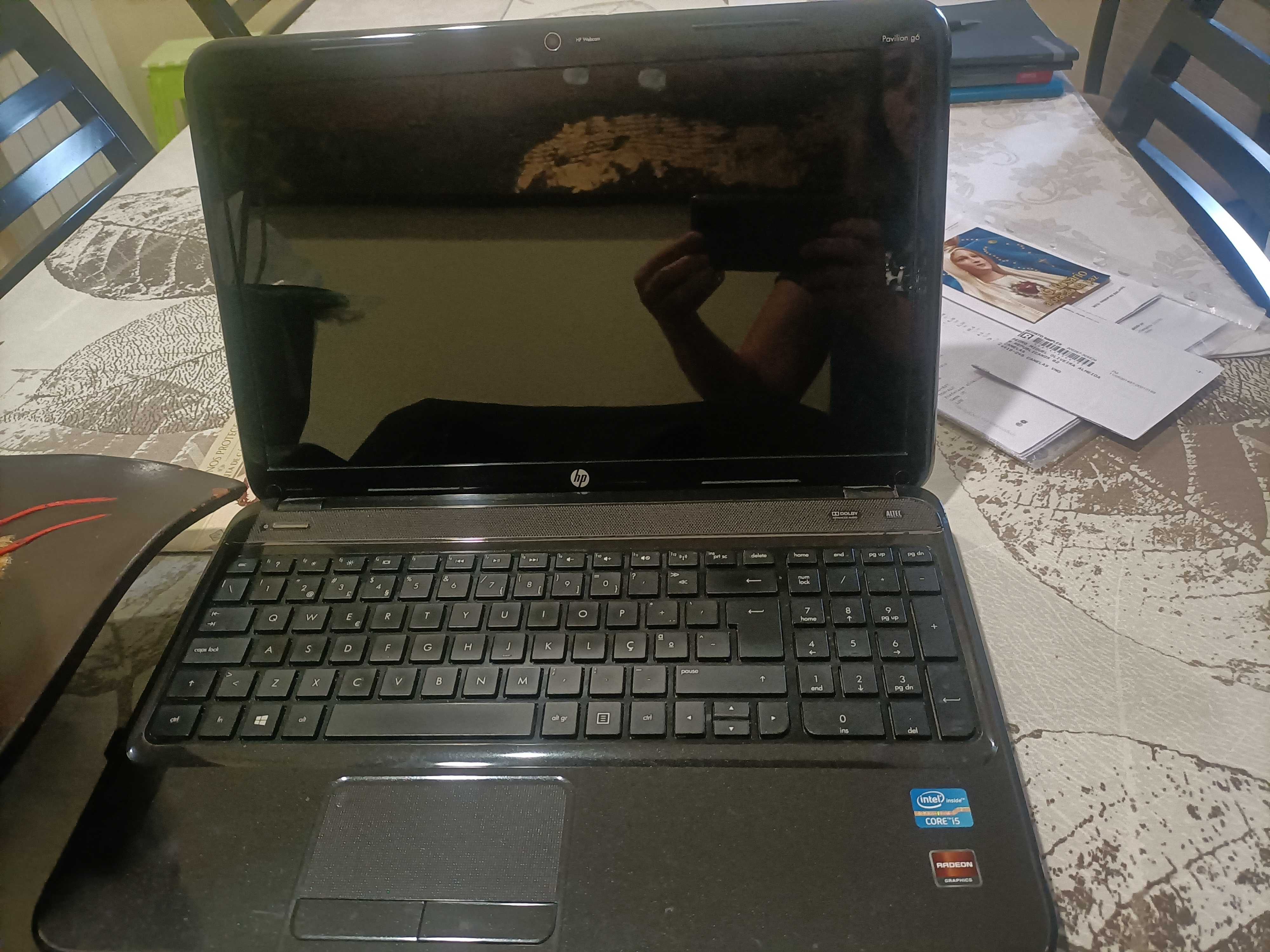 Vendo portátil HP em usado em bom estado sem riscos