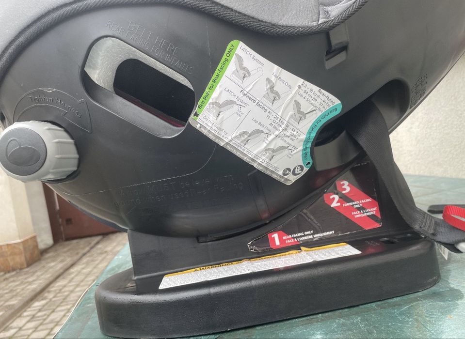 Автокресло Evenflo Triumph