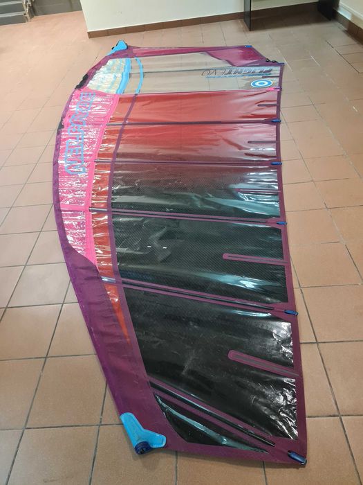 Żagiel NeilPryde Flight EVO 9.0 + maszt NeilPryde 550 TPX 100,