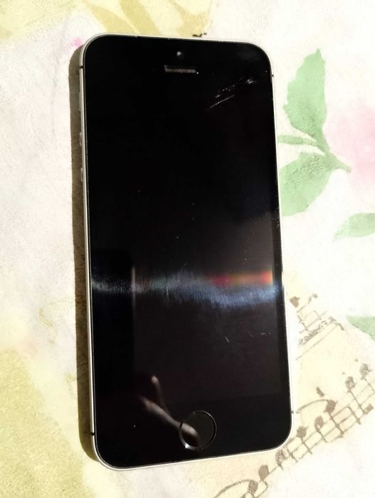 Iphone SE 2016 на 32 Gb