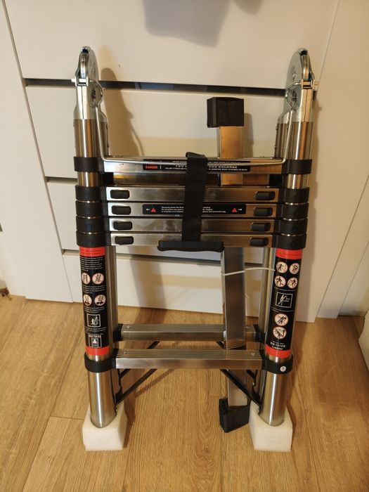 Stalowa drabina wielofunkcyjna że stabilizatorem 2x1.9m max 3.8m
