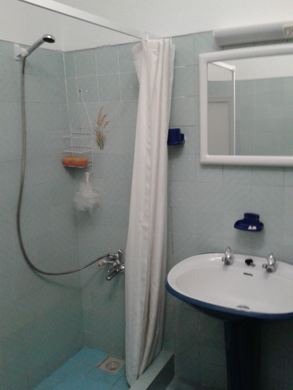 Quarto (JÁ ESTÁ RESERVADO. Não contacte)