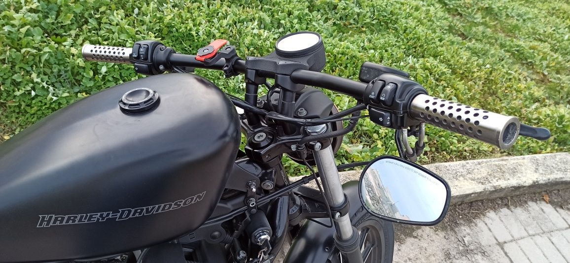 Harley Davidson Iron 883 Demin Black