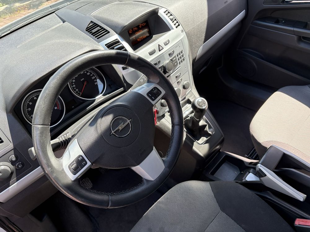 Opel zafira B 1.6 Hak 7 osobowy ecotec