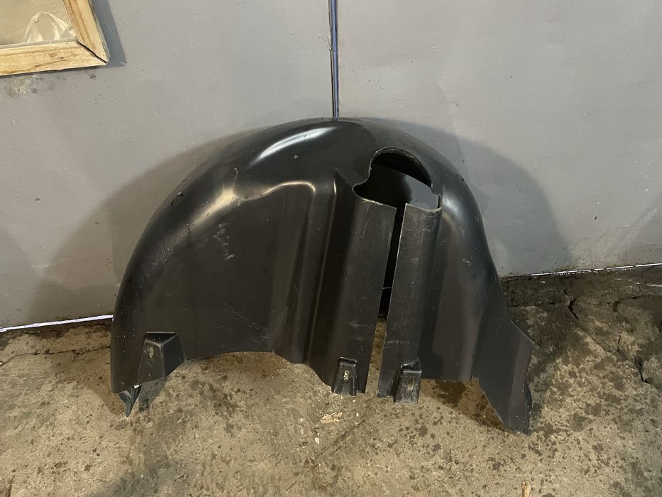 Подкрылок        шкода