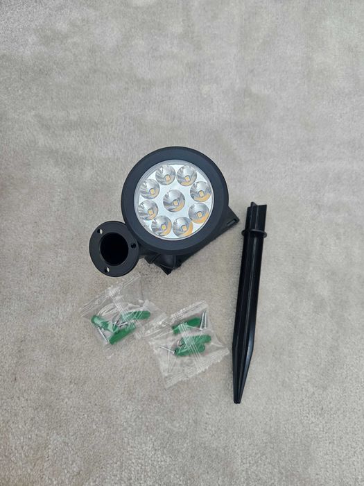 Solar Spot Lawn Light