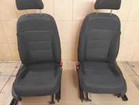 Fotele samochodowe VW jetta 6 2017 rok + Tapicerka od drzwi