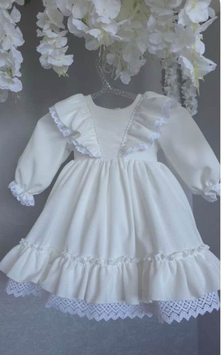 Продам святкову сукню на дівчинку