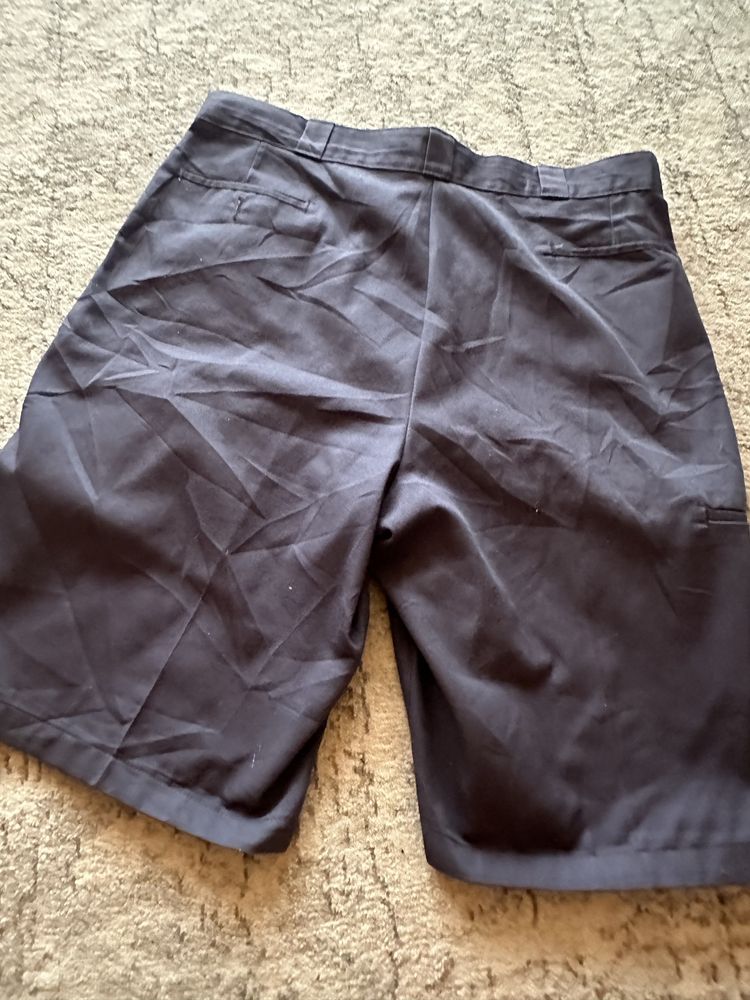 Dickies loose fit shorts