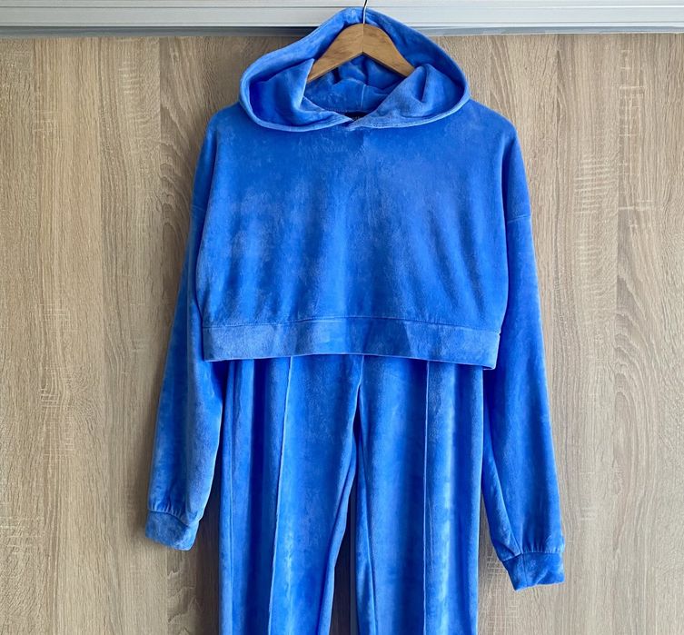 PrettyLittleThing S(М) велюровий костюм шикарний