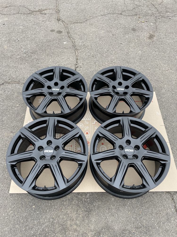 Диски R17 5x100 ET45 Audi/ VW/ Subaru/ Toyota
