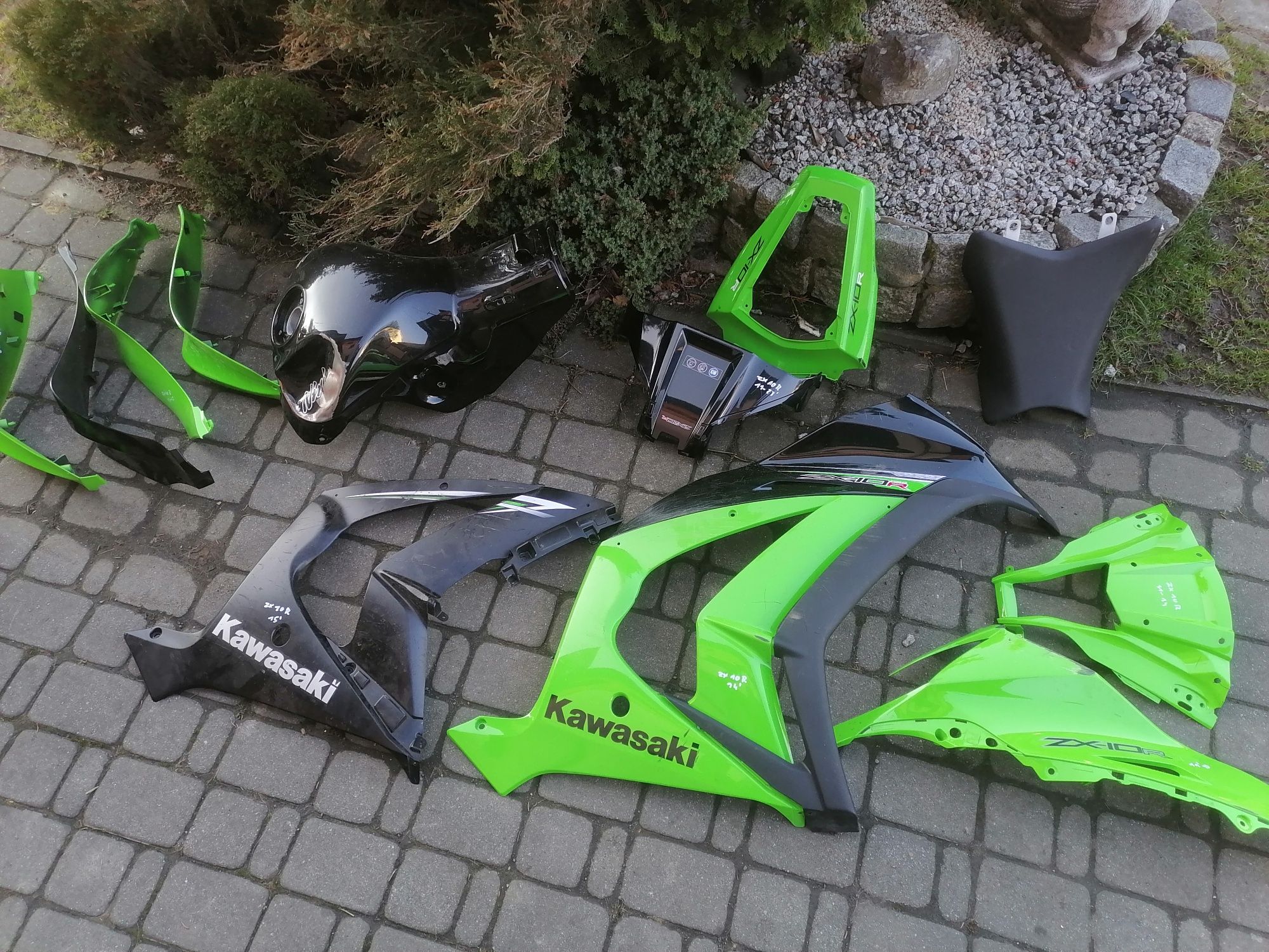 Kawasaki zx10 zx10r 08- lampa owiewka 21+ 11-15 błotnik szyba plastik