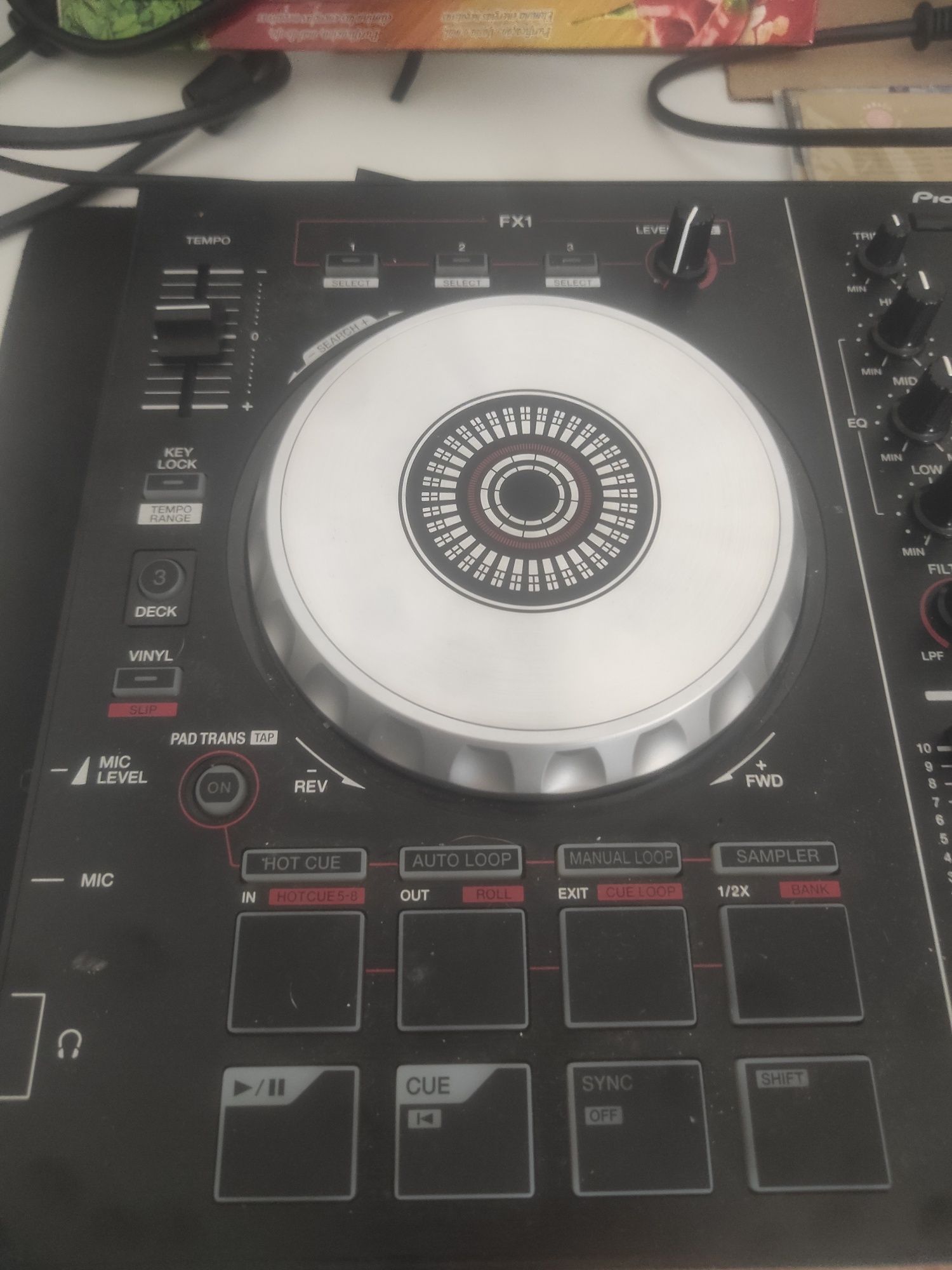 Controladora Pioneer DDJ-SB2 como nova