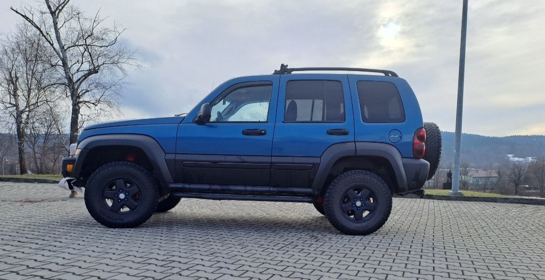 JEEP Cherokee/Lliberty KJ 4X4 *lpg