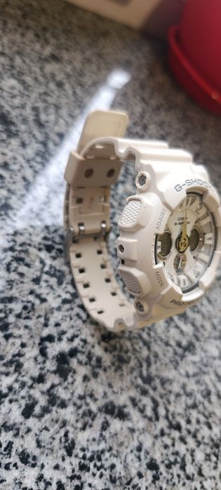 Casio G-Shock GA-120А білий - оригінальний чоловічий годинник