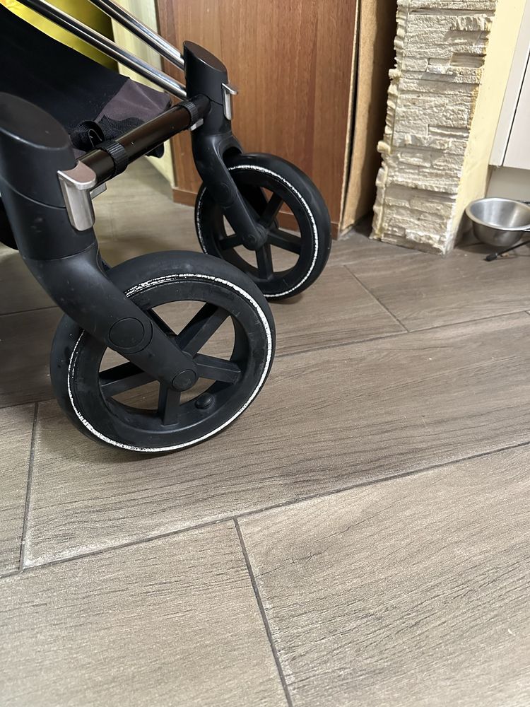 Cybex priam platinum 3 в1