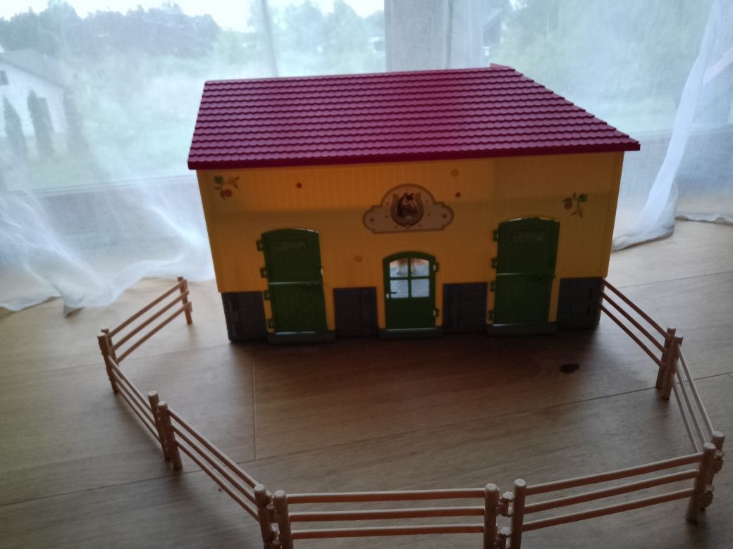 Schleich Stajnia farm Word 42485