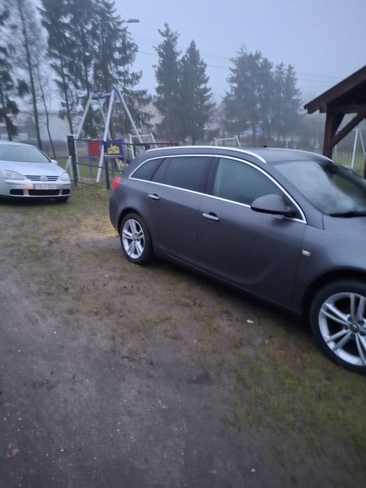 Sprzedam insygnie top stan 1.8 benzynka dobre full