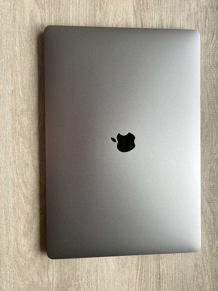 MacBook Pro 16-inch