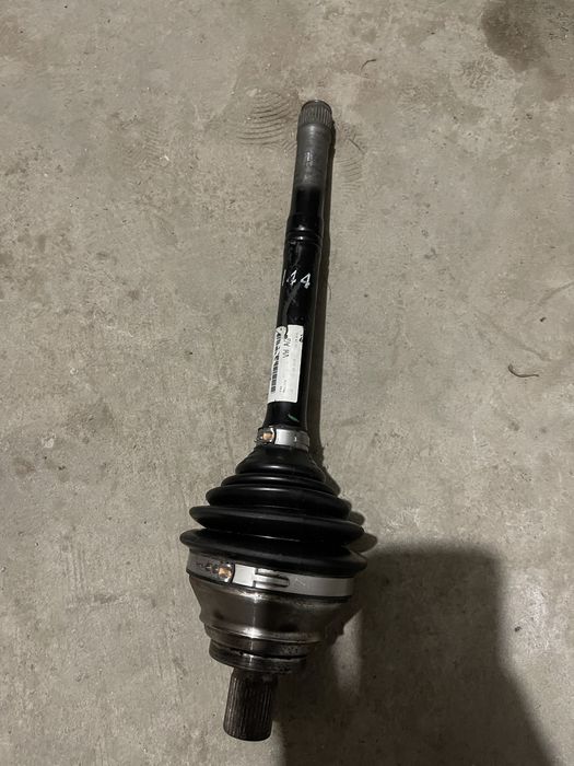 Піввісь/шрус VW Jetta