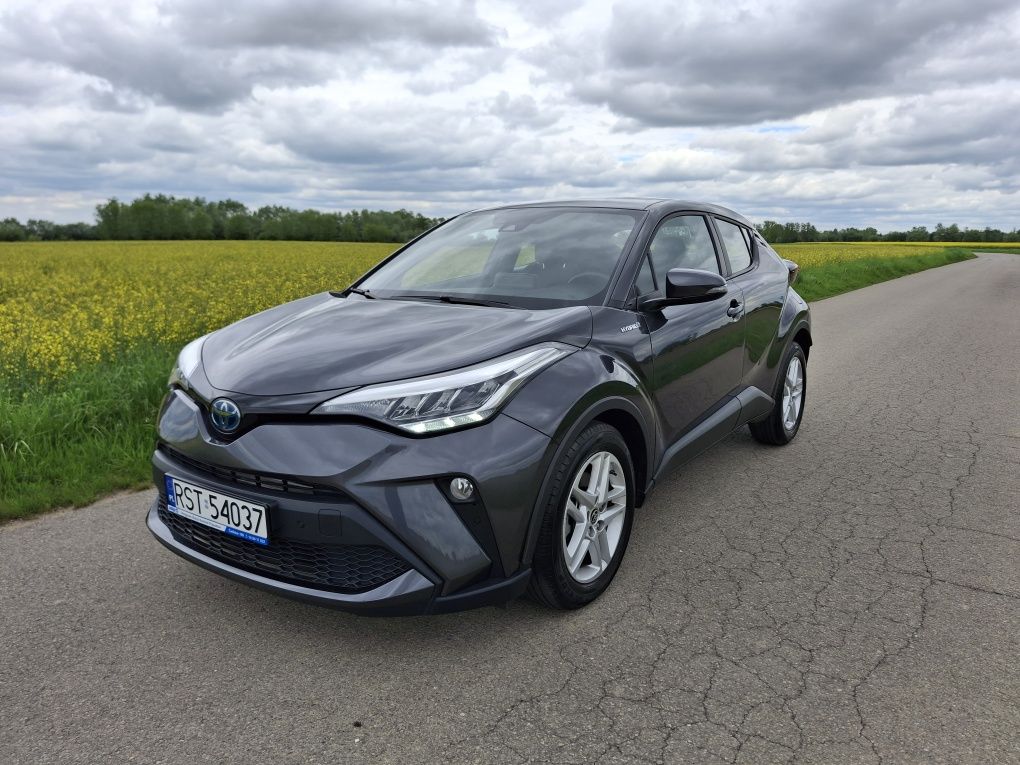 Toyota C-HR Hybrid 9200Km