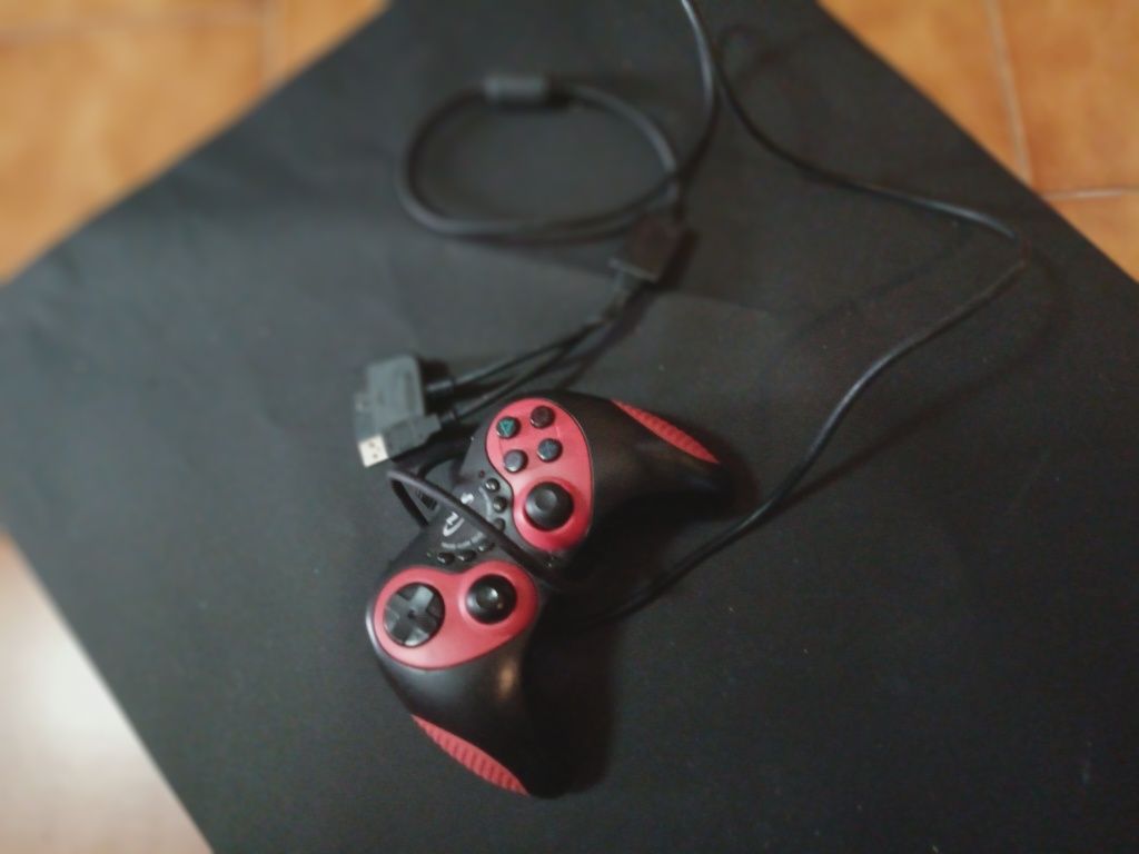 Comando joystick para ps e pc NGS maverick