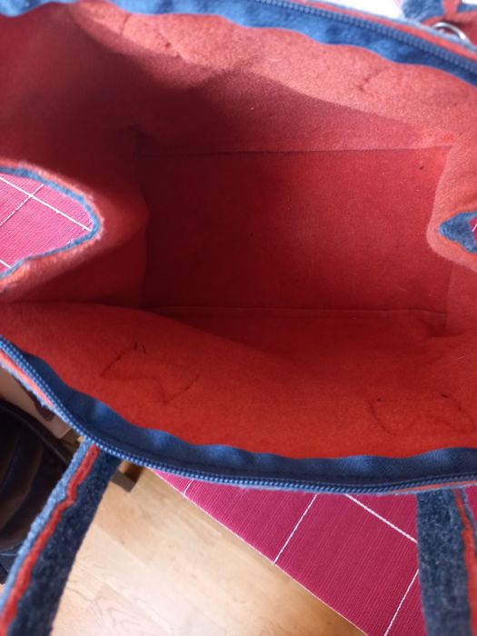 Torebka damska z rączkami