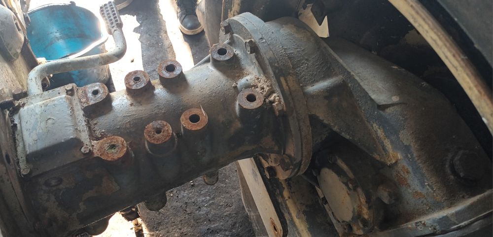 Zwolnica Ursus C330,328 -kompletna