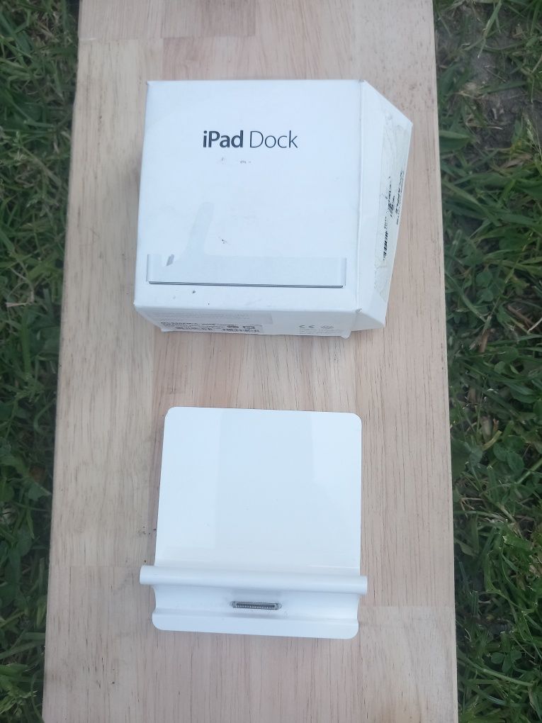 Stacija Dokujaca do iPad 2 Dock