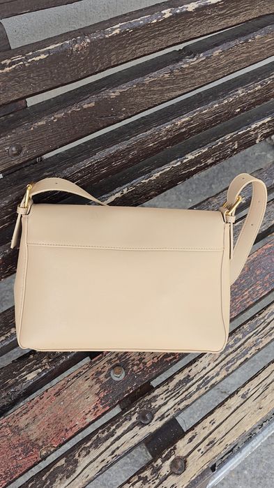 Шкіряна бежева сумка , натуральна шкіра