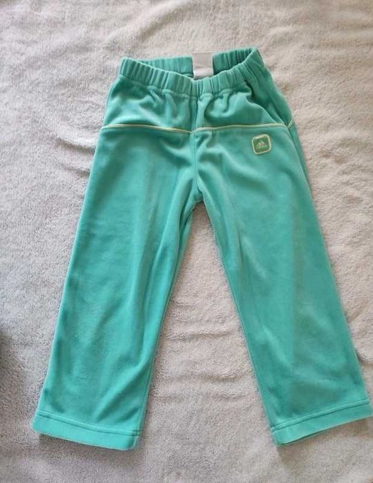 Śliczny miętowy dres Adidas welur r.104