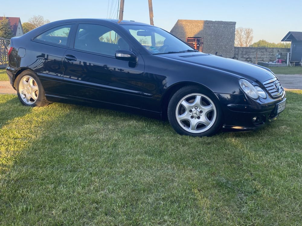 Mercedes benz sport edition klasa c 230 coupe 200 km ksenon panorama